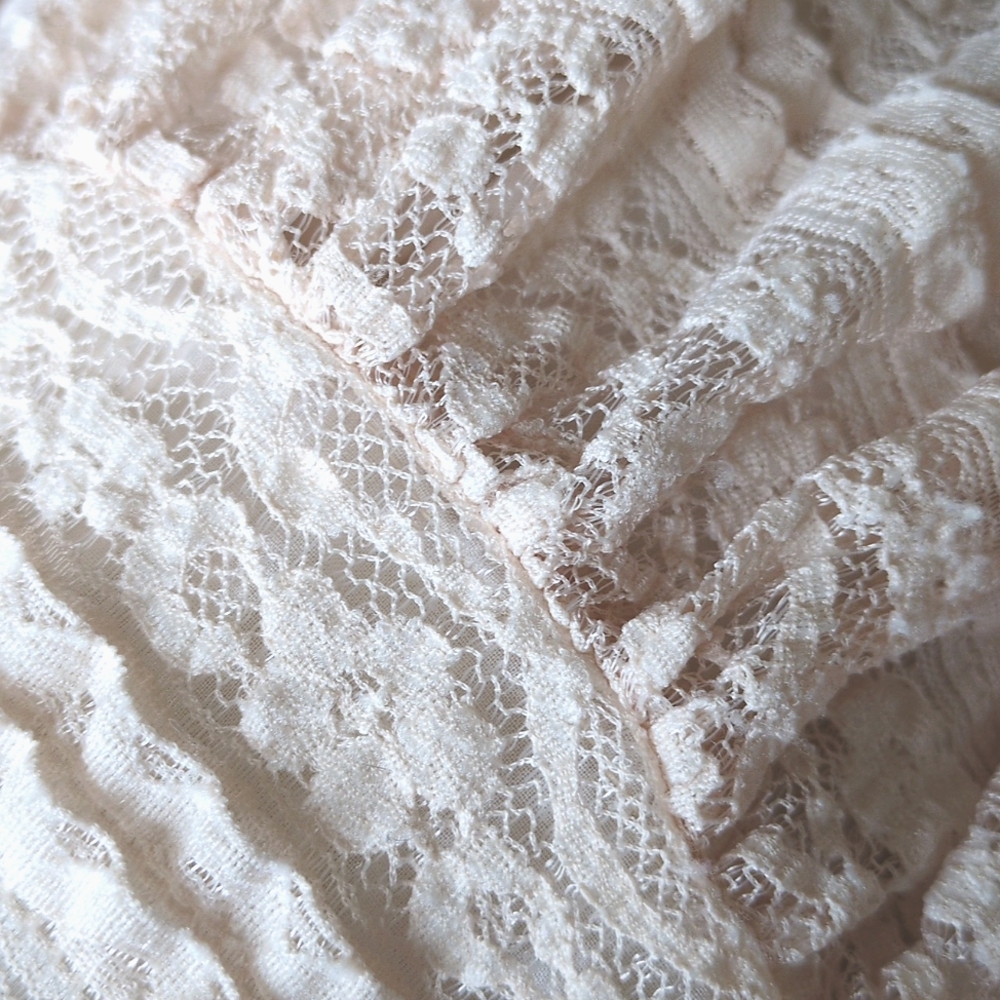 Gap Sleeveless Ivory Lace Dress - Picture 4 of 4